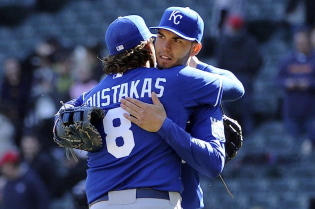 Royals Rally to Spoil Phillies' Home Opener