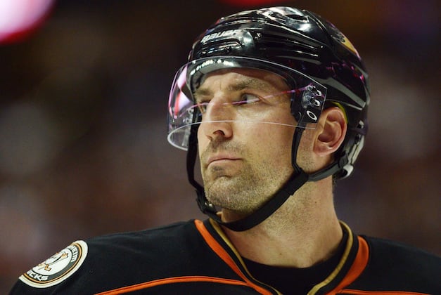 Stars 3, Ducks 1