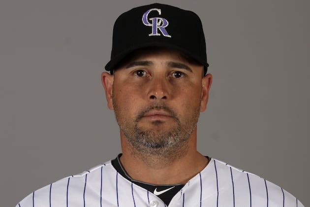 Report: Dodgers Acquire Catcher Ramon Hernandez from Rockies