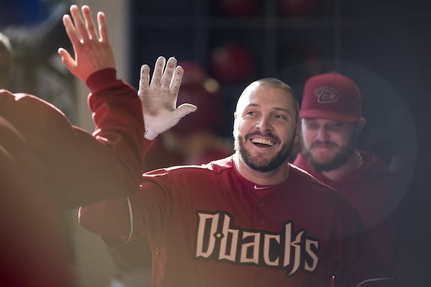 D-Backs Sweep Brewers on Hinske's HR in 11th