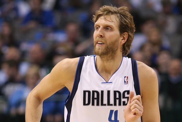 Nowitzki Ponders His Future with Dallas Mavericks