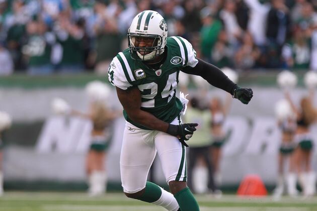 Sources: Buccaneers Growing Impatient with Situation Between Jets