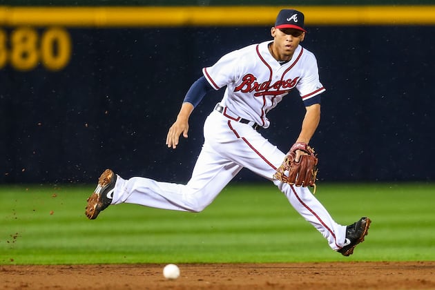 Simmons Day-to-Day with Thumb Injury on Head-First Slide