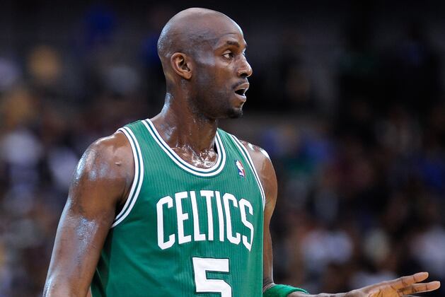 Courtney Lee, Jeff Green, and Avery Bradley Photobomb Garnett's Interview