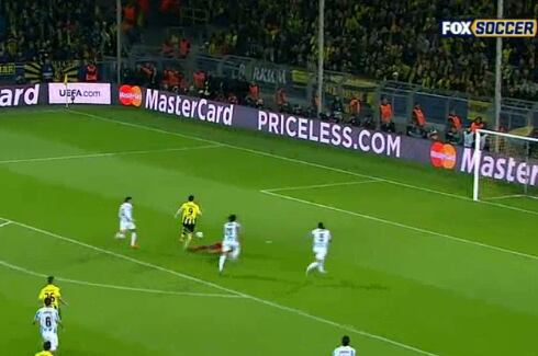 Lewandowski Breathes Life into Dortmund