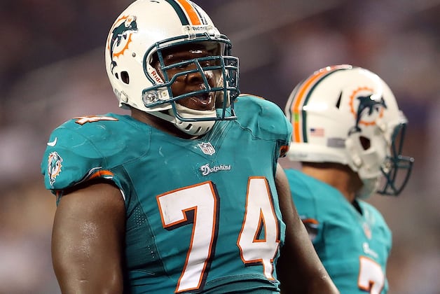 Dolphins Must Make Upgrading Offensive Line a Priority in This Draft