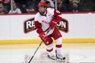 Hurricanes Agree to Terms with Brendan Woods