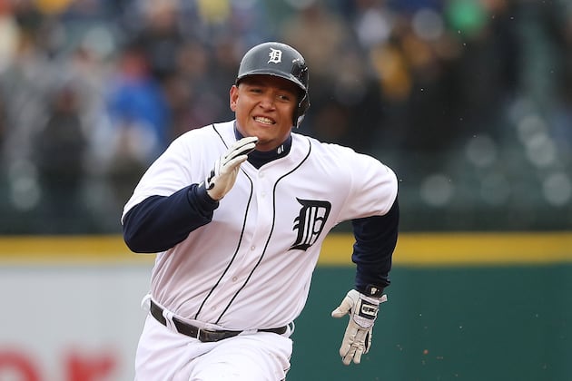 Tigers rout Johnson, Jays at chilly Comerica