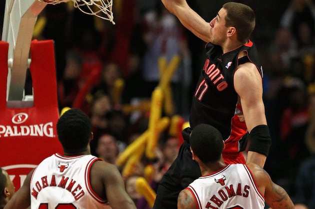 Jonas Valanciunas out Tonight vs. Bulls Due to Sore Neck