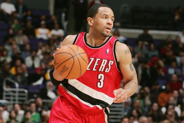 After Damian Lillard Ties His Franchise Record, Damon Stoudamire Tips His Hat