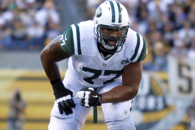 OT Austin Howard Signs 1-Year Deal
