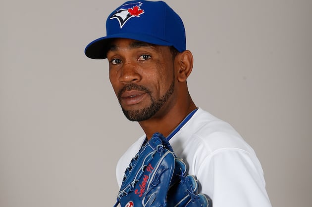 Blue Jays Bring Up RHP Ortiz, DFA Casper Wells