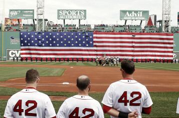 Boston's Professional Athletes Respond to Explosions at Marathon