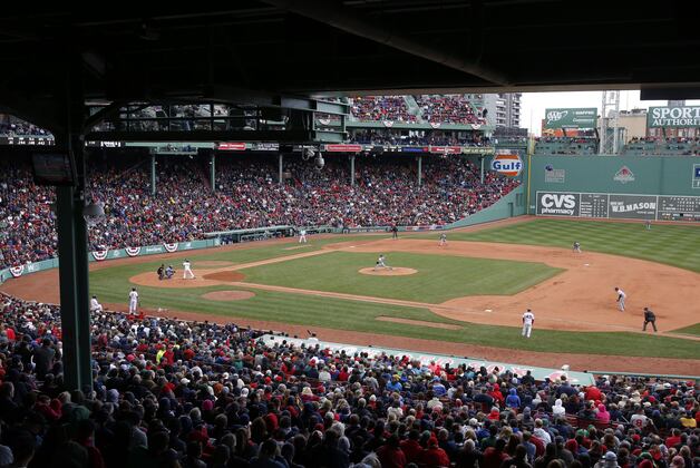 Yankees to Honor Boston by Playing 'Sweet Caroline' Tuesday