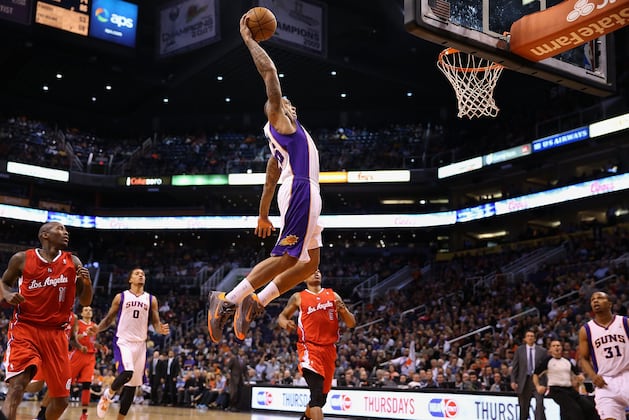 Shannon Brown Tries to Keep His Cool as He Warms Bench for Phoenix Suns