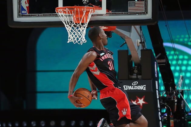 Terrence Ross Finishes Half-Court Alley-Oop