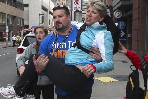 Former Green Bay Packers LB Joe Andruzzi Helped Wounded at Boston Marathon