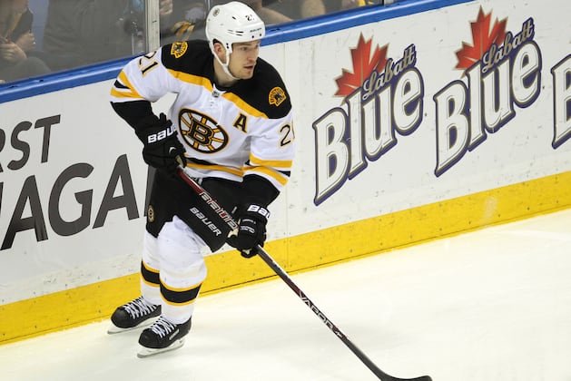 Andrew Ference Reveals Custom 'Boston Pride' Bruins Military Coin