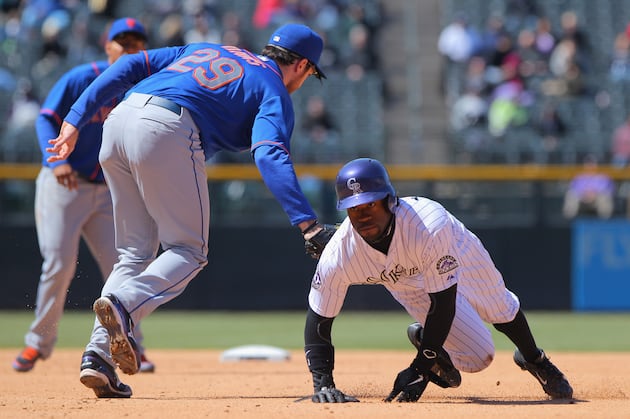 Garland Fights Chill to Lead Rockies by Mets