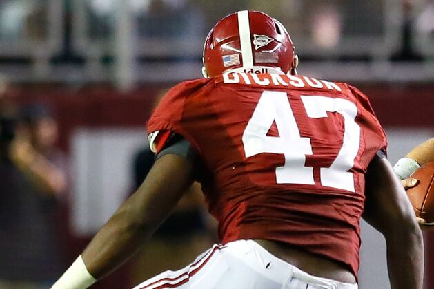 LB Xzavier Dickson May Need Knee Surgery