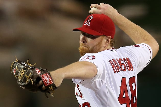 Everything Goes Right for Angels in Win over Tigers