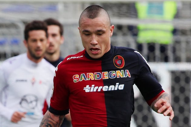 Inter Push for Cagliari Pair