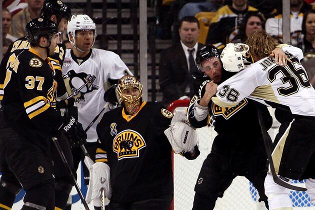 Bruins Fall in Return to Ice; Pens Clinch No. 1 in East