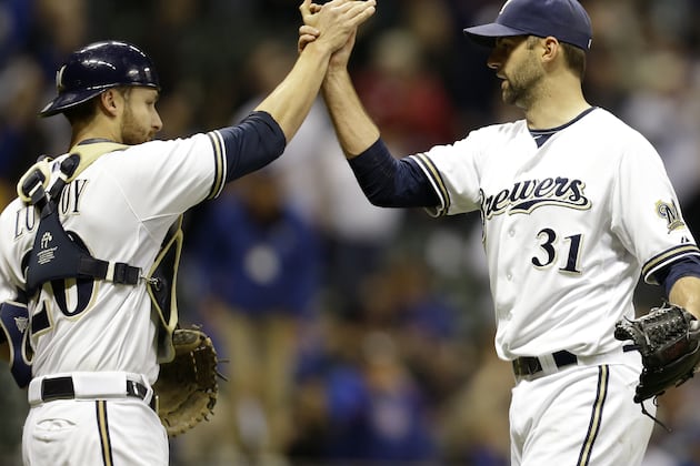 Lucroy Powers Brewers to Sixth Straight Victory