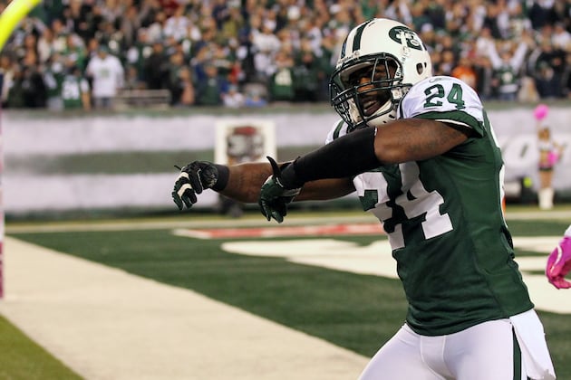 Revis Puts Bucs Step Closer to Playoffs
