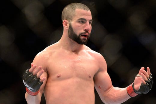 UFC Lightweight Makdessi Signs New 4-Fight Contract