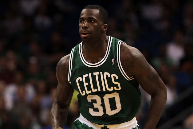 Find Brandon Bass on Offense