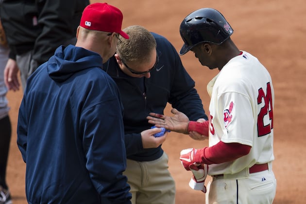 Michael Bourn to Have Stitches Removed from Finger on Thursday