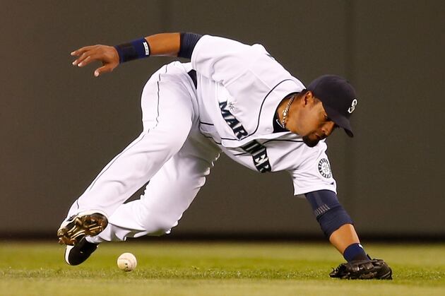 Gutierrez Leaves Game, Replaced by Bay in LF