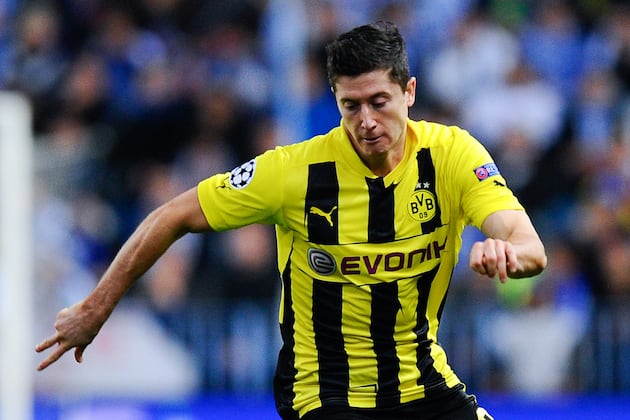 Bayern Edge Ahead of Man United in Two-Way Lewandowski Fight