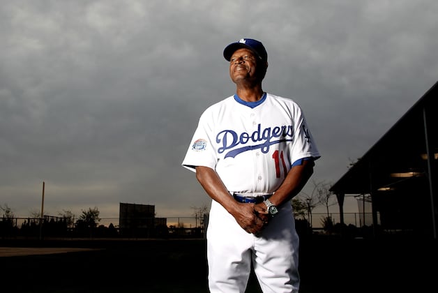 Dodgers' Manny Mota Enters a New Mode