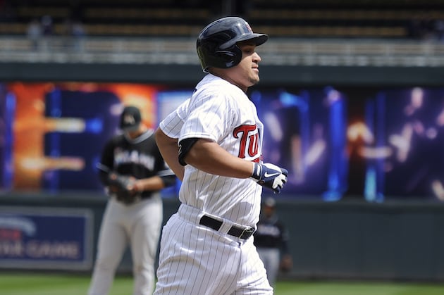 Arcia's 1st Career HR Backs Correia, Twins