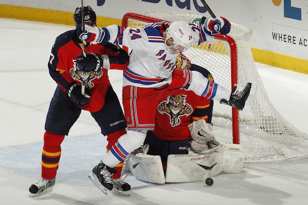 Rangers Lose, Fail to Clinch Postseason Berth