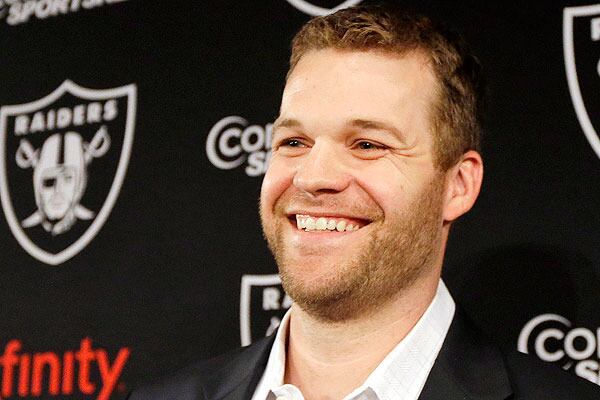 Matt Flynn to Be Raiders Starter as Offseason Work Begins