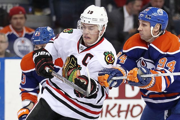 Hawks Clinch Presidents' Trophy vs. Oilers