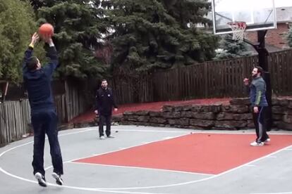 VIDEO: Nik Stauskas Makes 46 Straight Threes