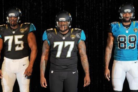 Jaguars Show Off New Uniforms