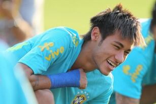 Neymar an Injury Doubt Ahead of Santos-Palmeiras Clash