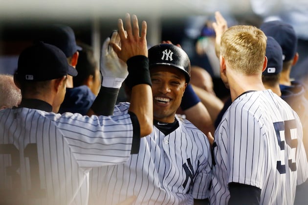Yankees Power Past Reeling Blue Jays