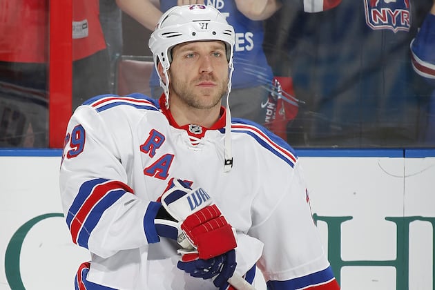 Rangers' Clowe, Callahan Not Practicing