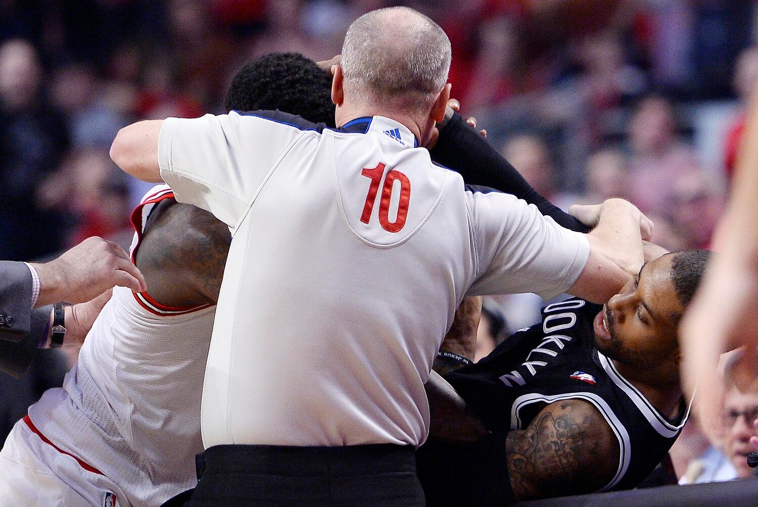 Fight Video Watch Nate Robinson and C.J. Watson's Scuffle