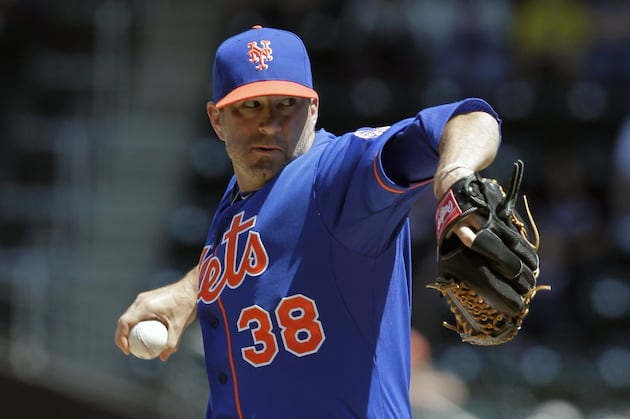 Phils Top Mets to Give Pettibone First MLB Win