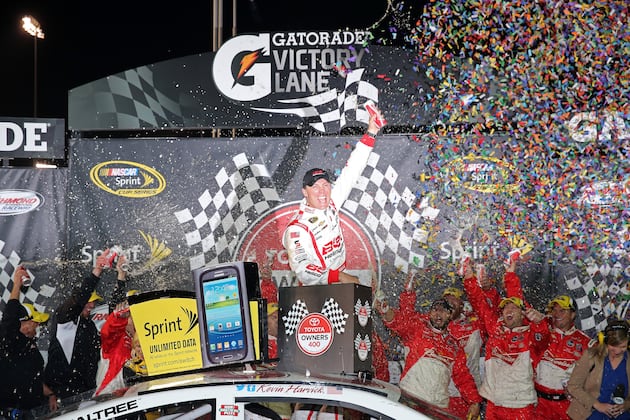 Kevin Harvick Wins at Richmond