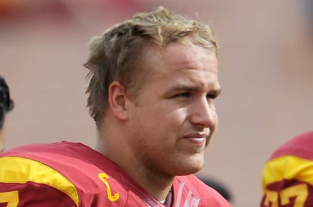 Eagles Trade Up to Take QB Matt Barkley with 98th Pick
