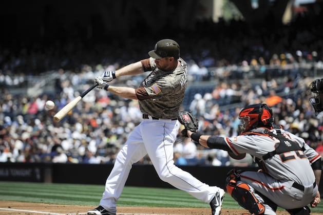 Padres 6, Giants 4