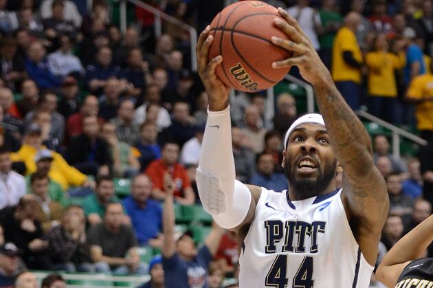 Pitt's J.J. Moore Will Transfer from Panthers